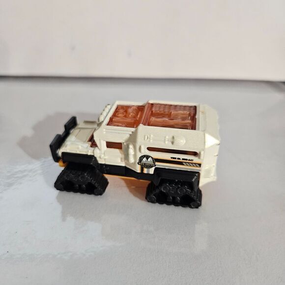 2012 Mattel matchbox Frost Fighter Arctic Transporter‎ - Picture 1 of 7